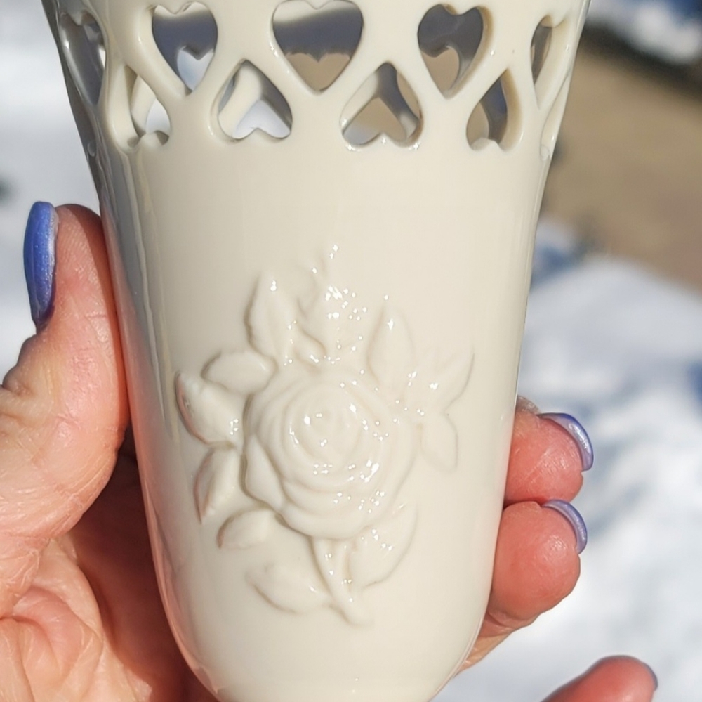 COPY - Lenox Heart Collection vase
